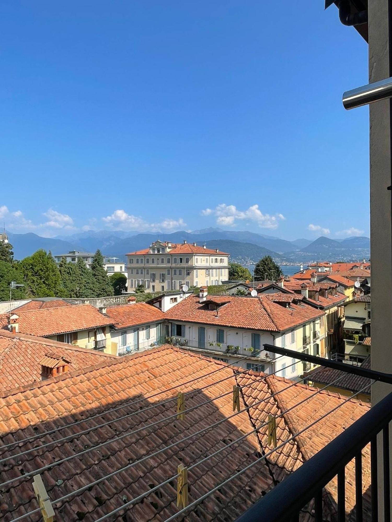 Family Apartment Vista Lago ستريزا المظهر الخارجي الصورة
