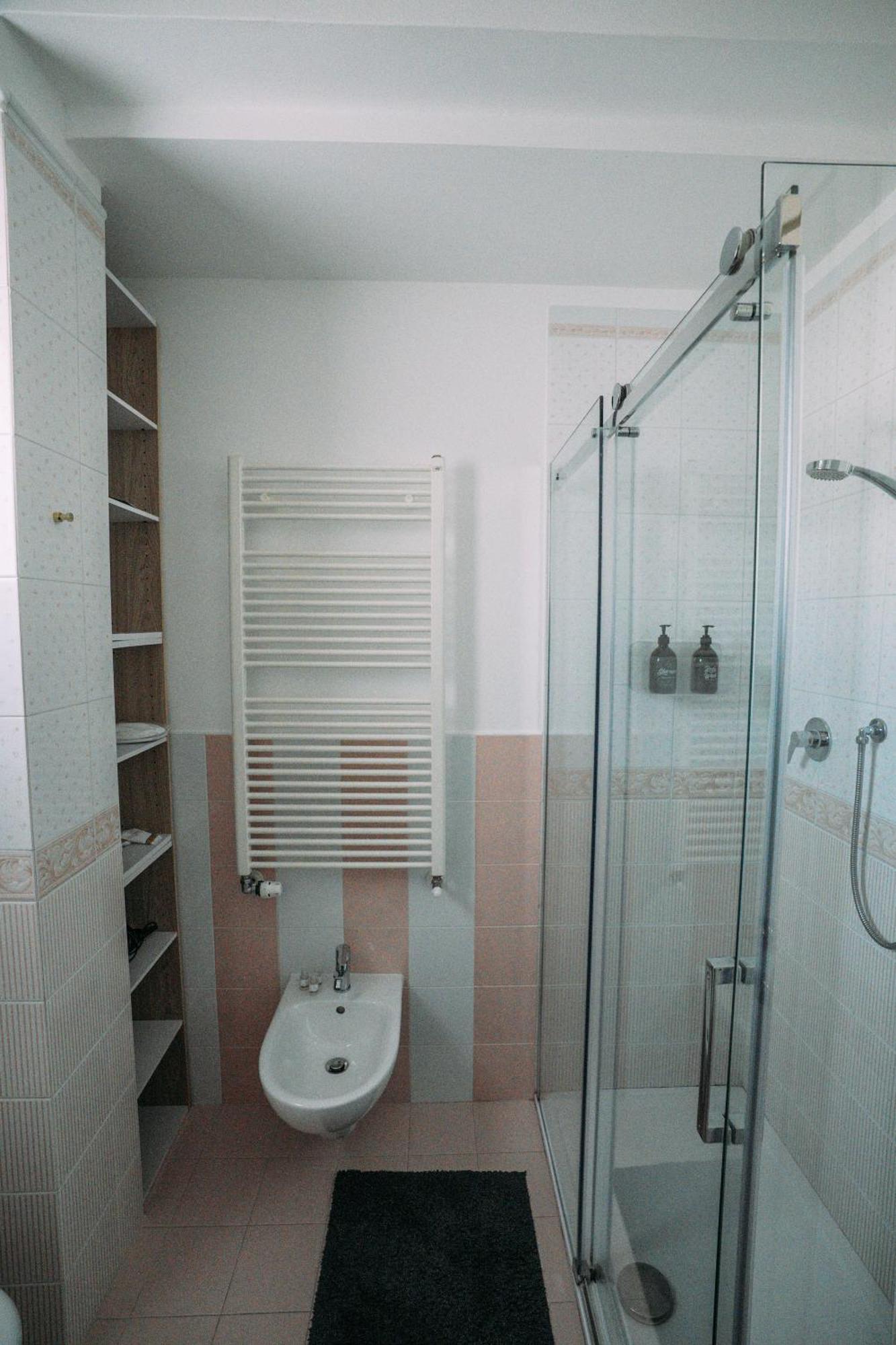 Family Apartment Vista Lago ستريزا المظهر الخارجي الصورة